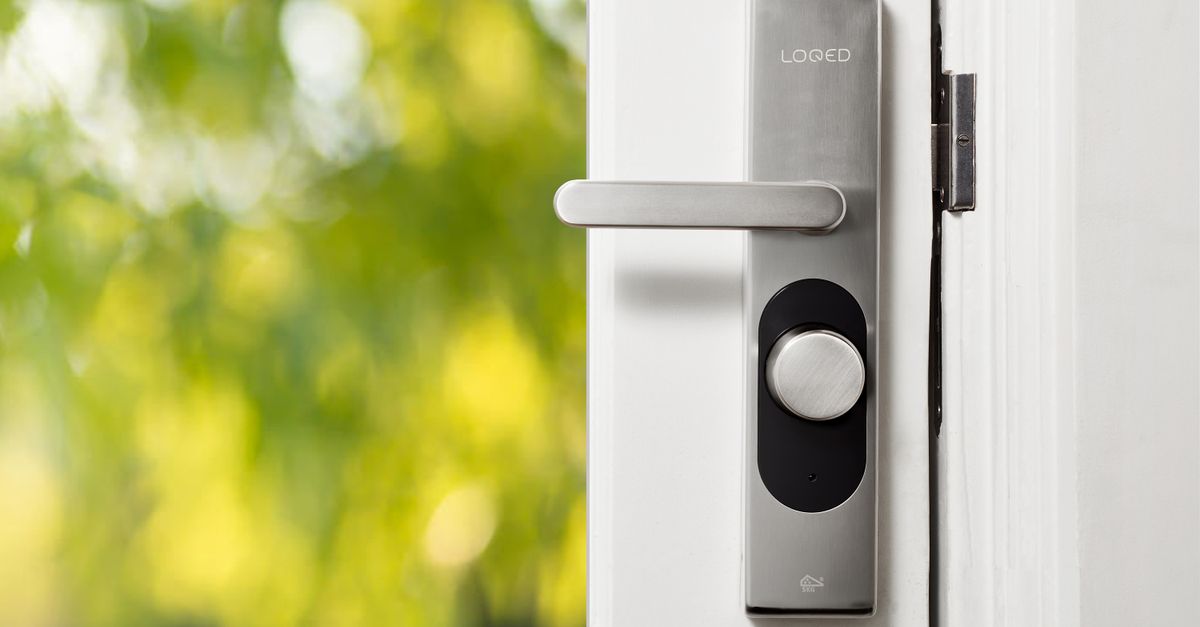 front door lock key — Setauket Locksmith