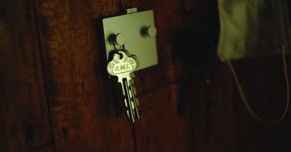 Signs Your Door Knob Lock Has Reached the End of Its Life — Setauket Locksmith